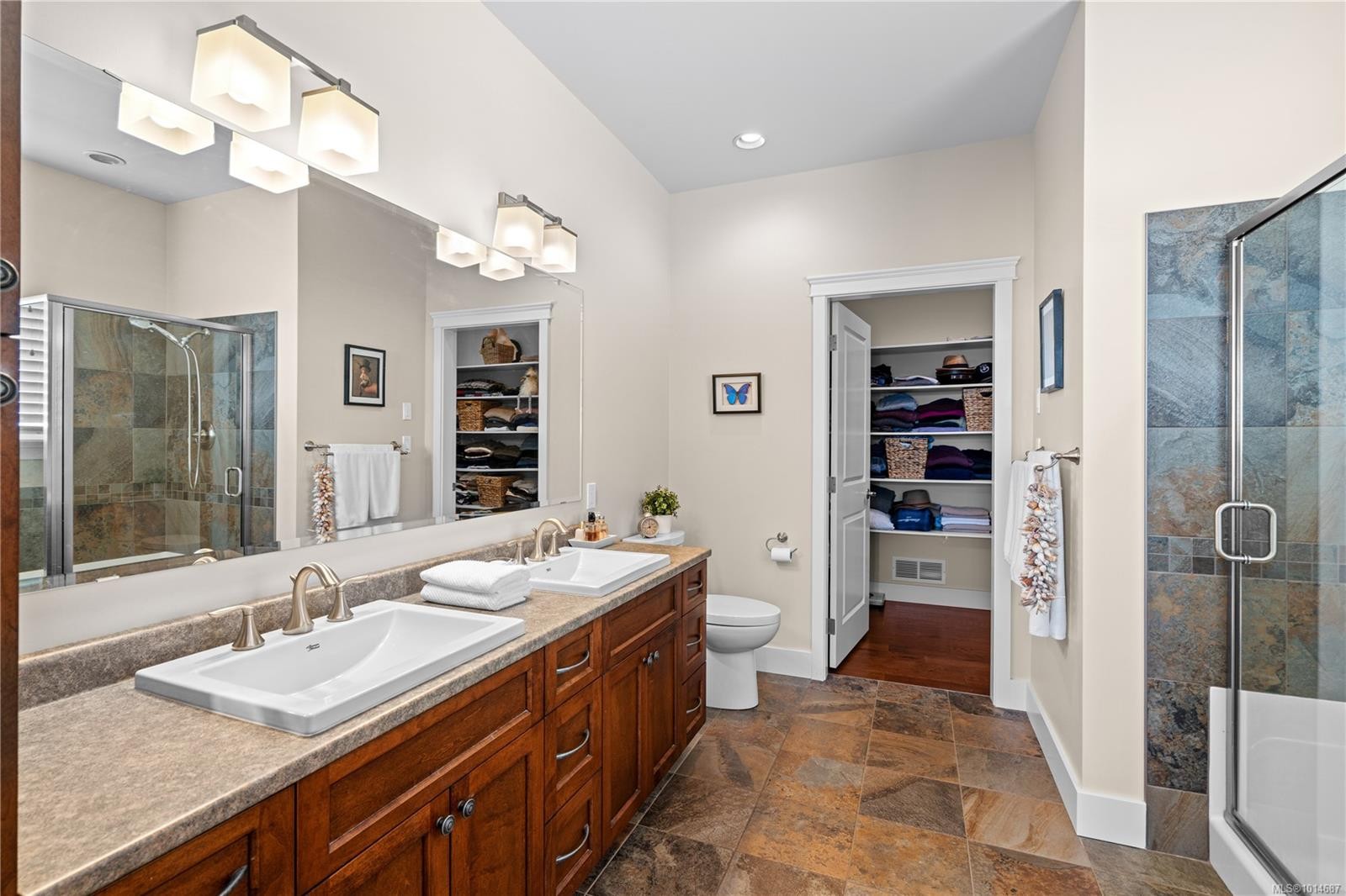 412 Seaview Pl, Cobble Hill, BC