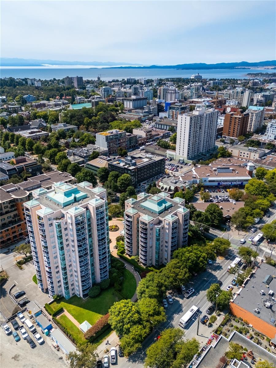 501-1020 View St, Victoria, BC - Outdoor With View