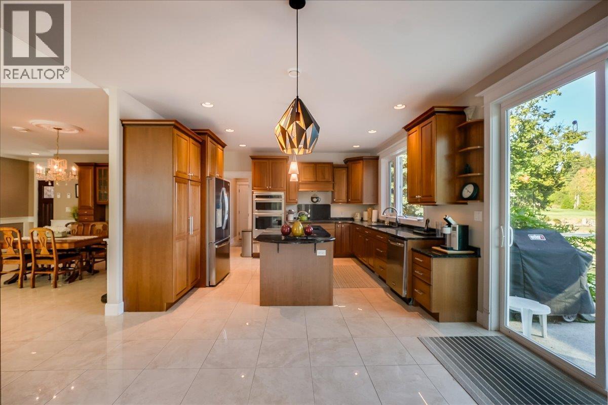 48-7126 Highway 3A Highway, Nelson, BC - Indoor Photo Showing Kitchen