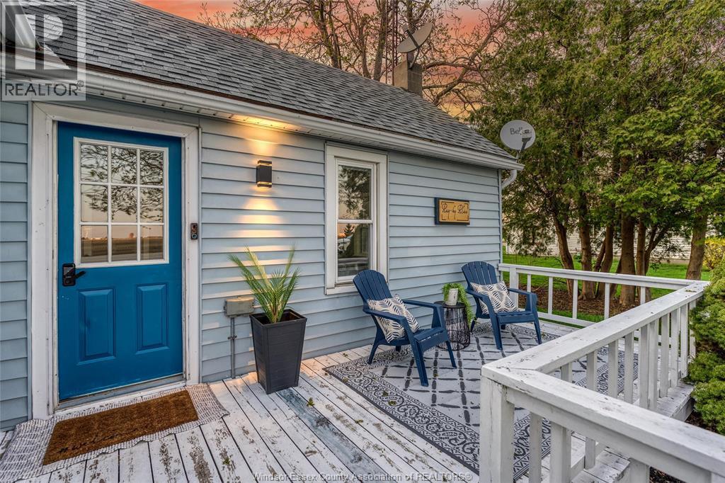 54 Main St, Mitchell'S Bay, ON - Outdoor With Deck Patio Veranda With Exterior