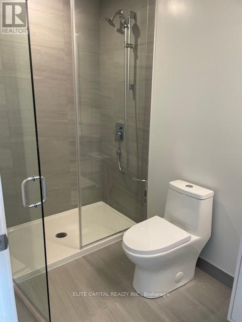 303 - 1 Kyle Lowry Road, Toronto, ON - Indoor Photo Showing Bathroom