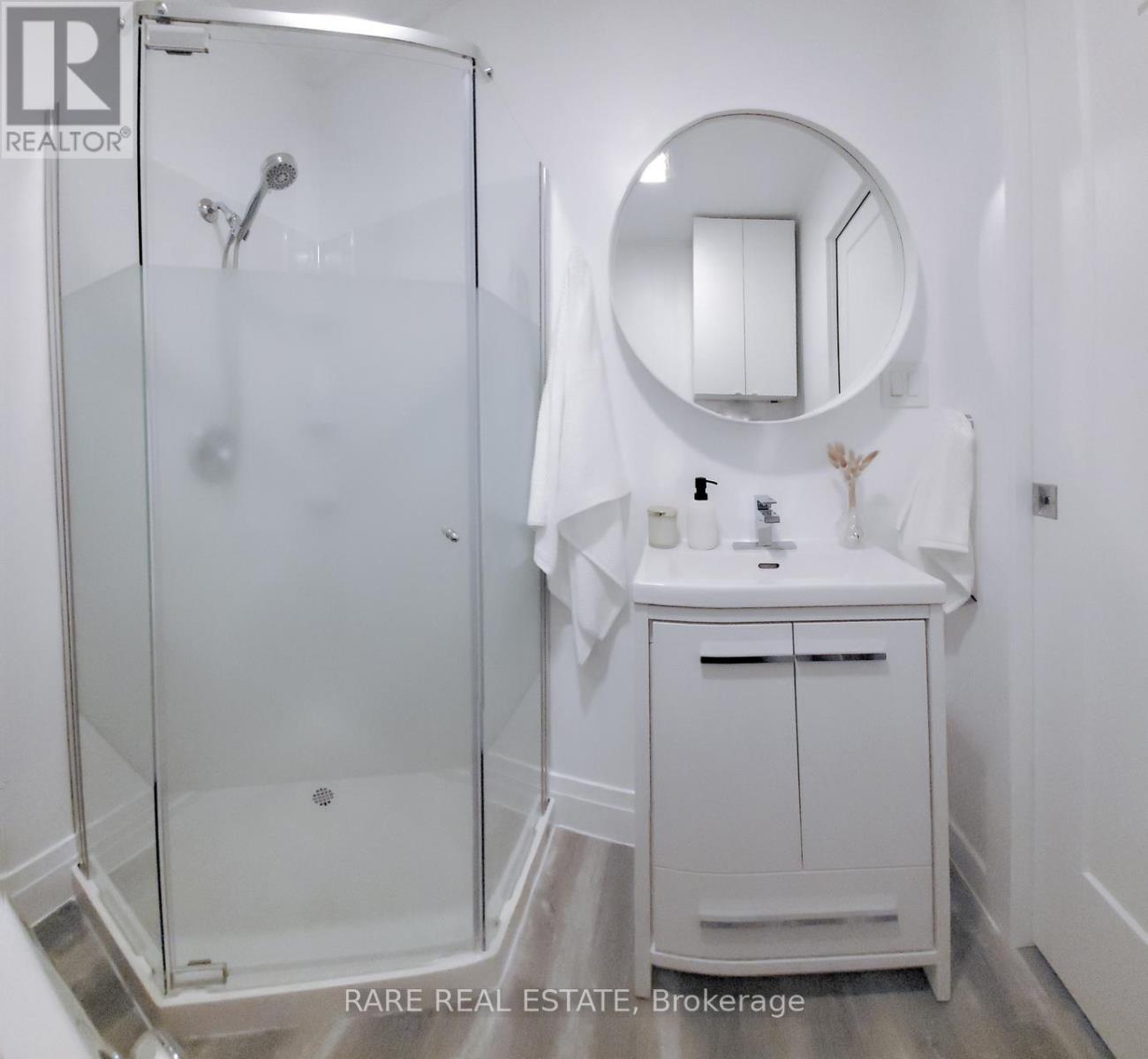 162 Blue Mountain Drive, Blue Mountains, ON - Indoor Photo Showing Bathroom