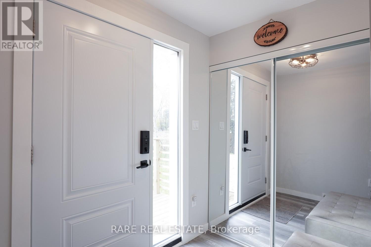 162 Blue Mountain Drive, Blue Mountains, ON - Indoor Photo Showing Other Room