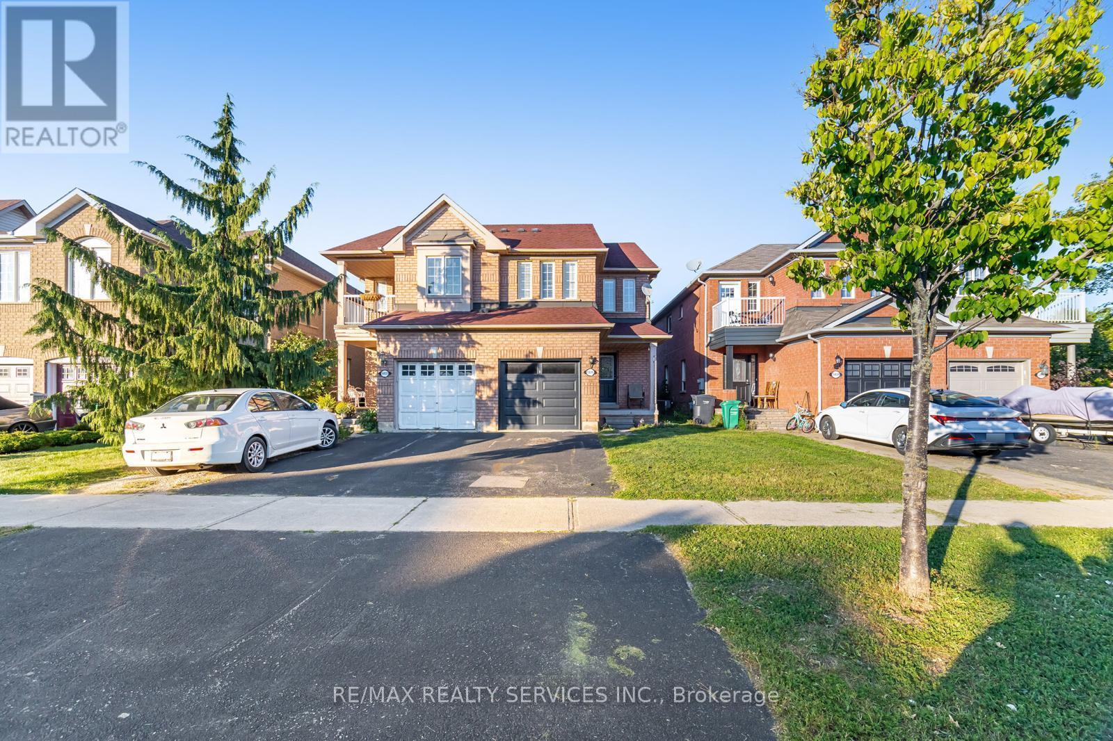 5935 Churchill Meadows Boulevard, Mississauga, ON - Outdoor With Facade