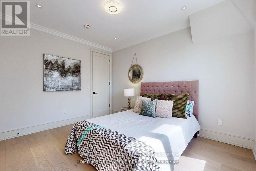 168 Glenvale Boulevard, Toronto, ON - Indoor Photo Showing Bedroom