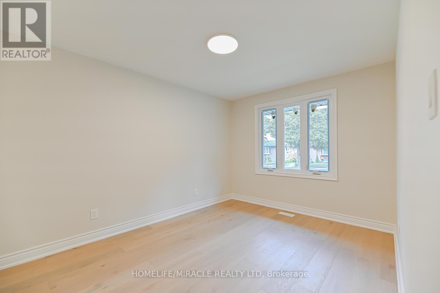 46 Flintwick Drive, Toronto, ON - Indoor Photo Showing Other Room
