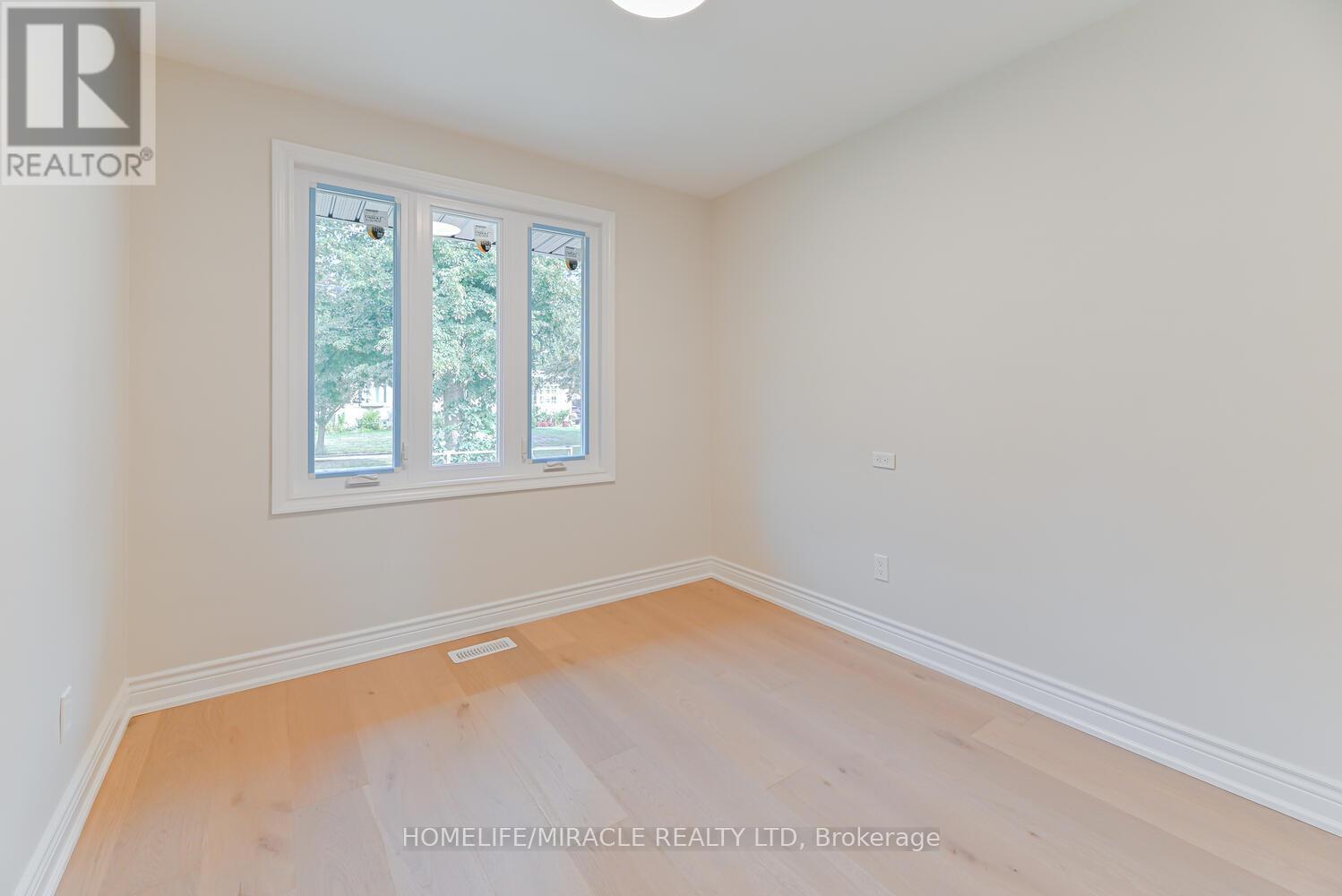 46 Flintwick Drive, Toronto, ON - Indoor Photo Showing Other Room