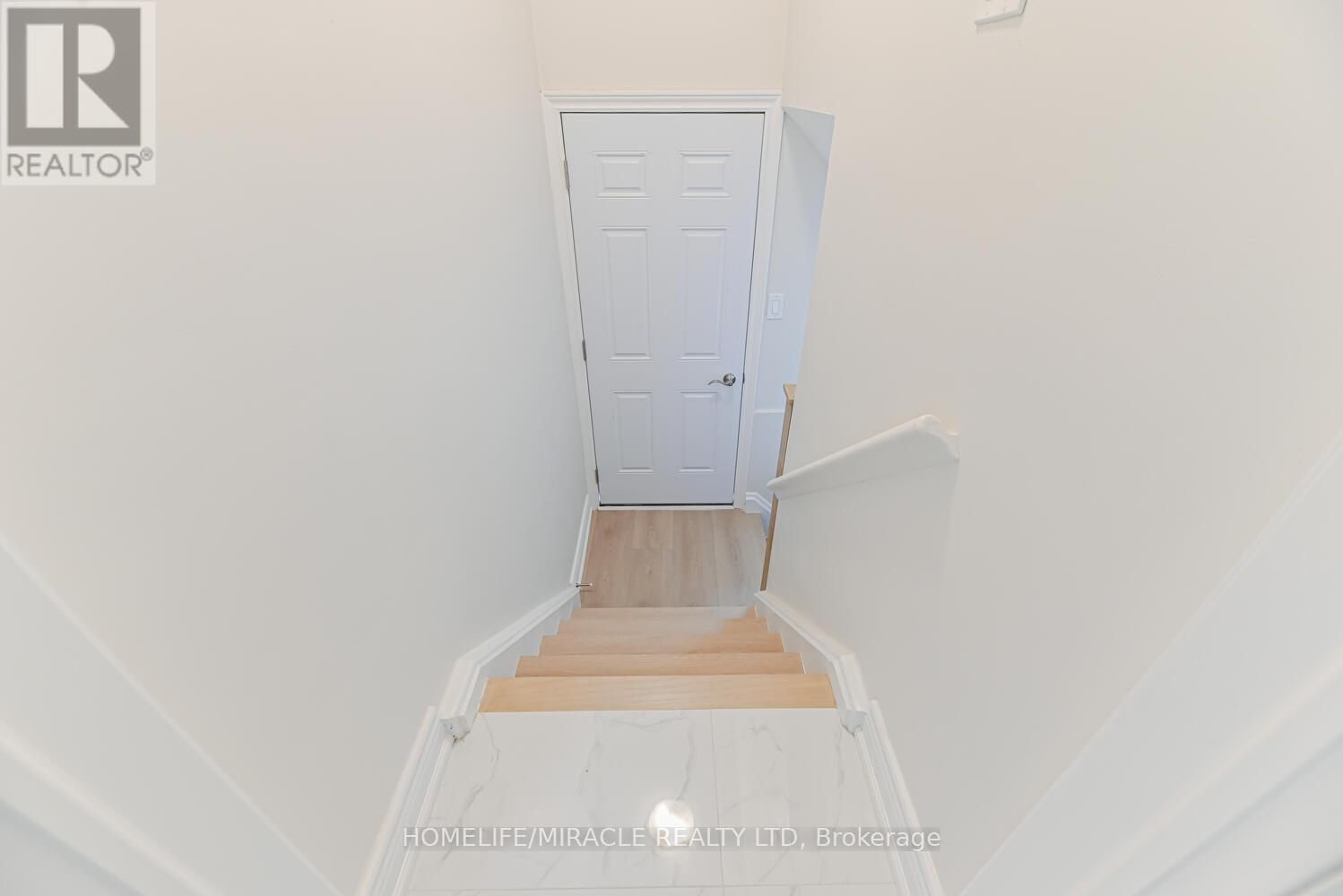 46 Flintwick Drive, Toronto, ON - Indoor Photo Showing Other Room