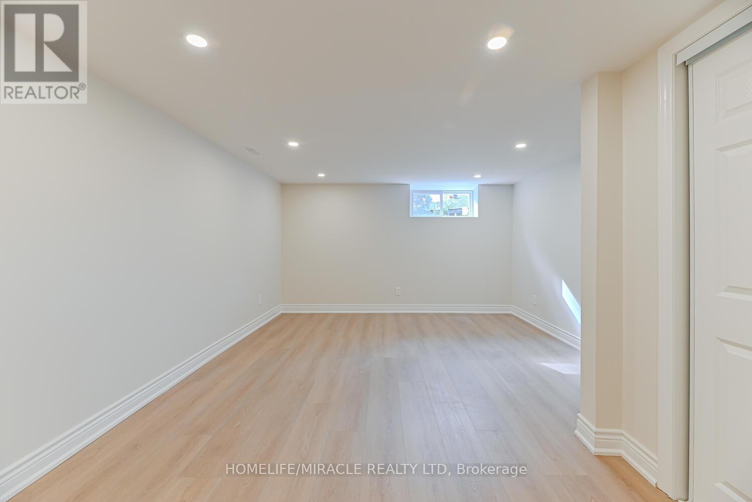 46 Flintwick Drive, Toronto, ON - Indoor