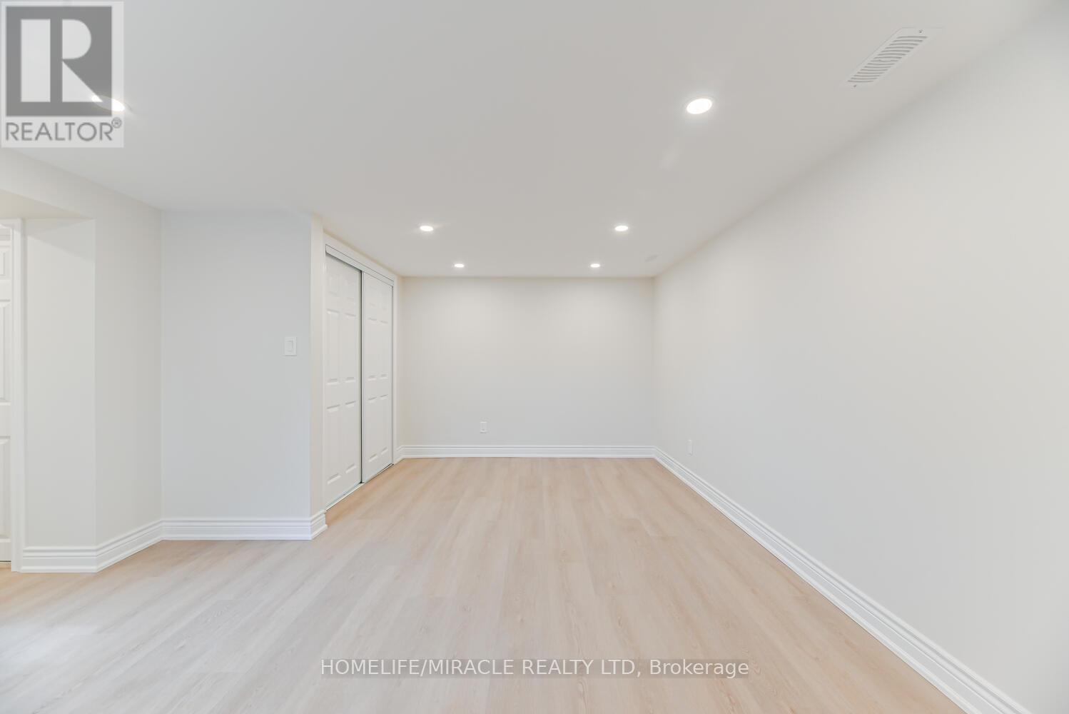 46 Flintwick Drive, Toronto, ON - Indoor Photo Showing Other Room