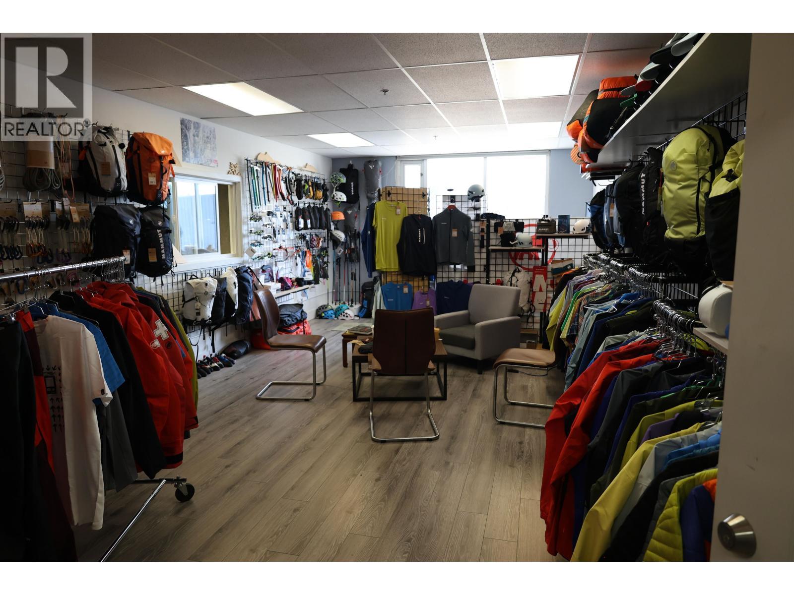 104 39012 Discovery Way, Squamish, BC