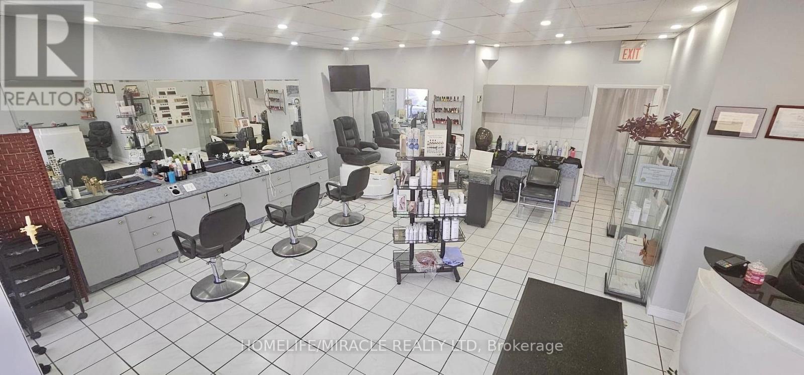 5 - 833 Westlock Road, Mississauga, ON