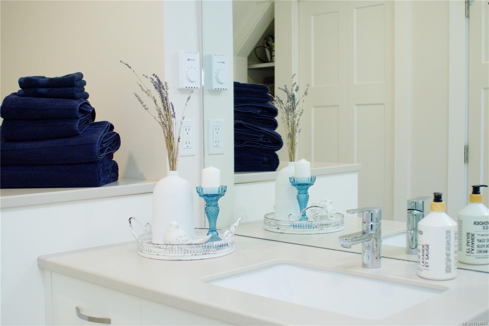 186 First Ave West, Qualicum Beach, BC