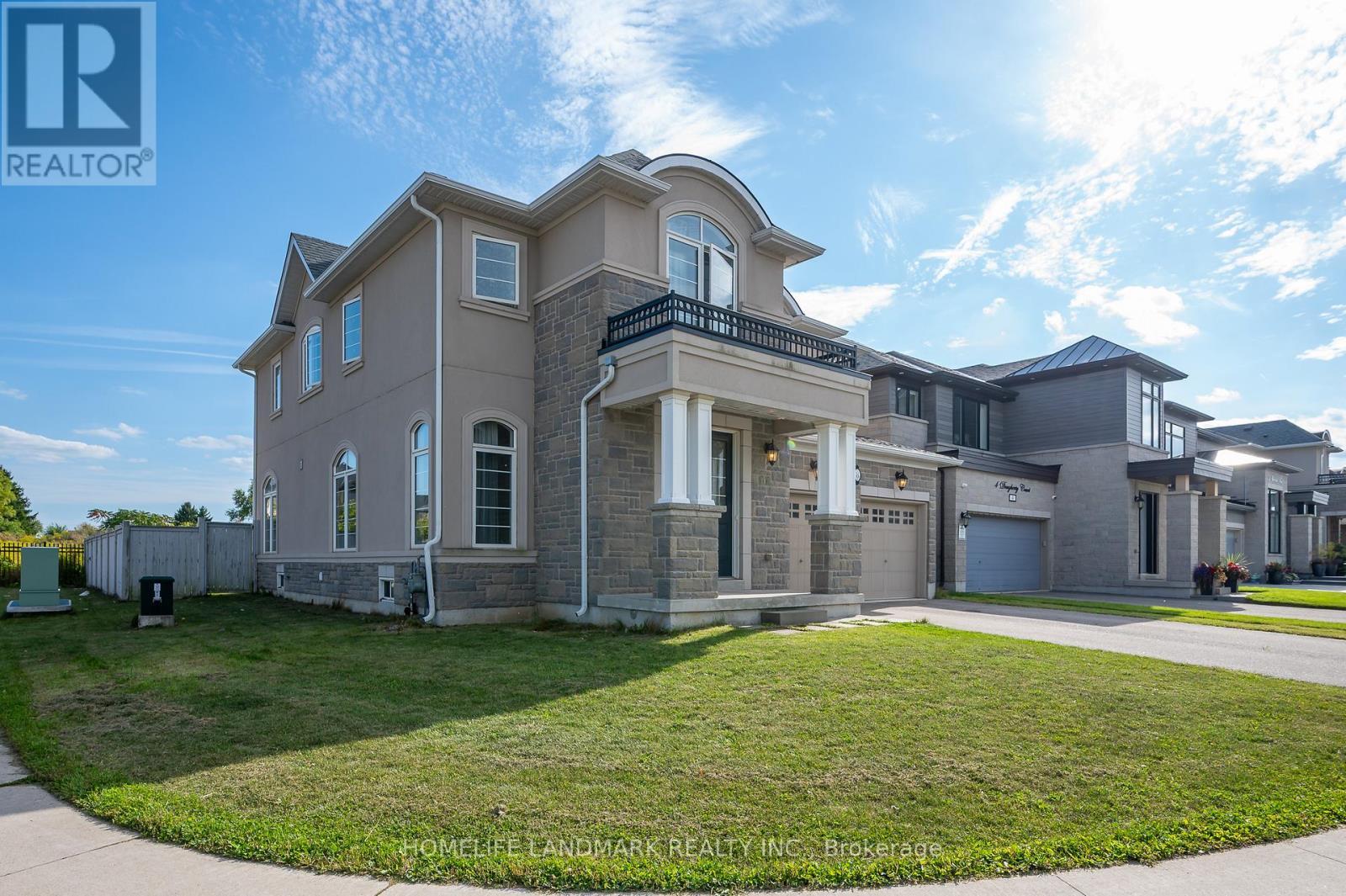 8 Dougherty Court, Hamilton, ON - Outdoor With Facade