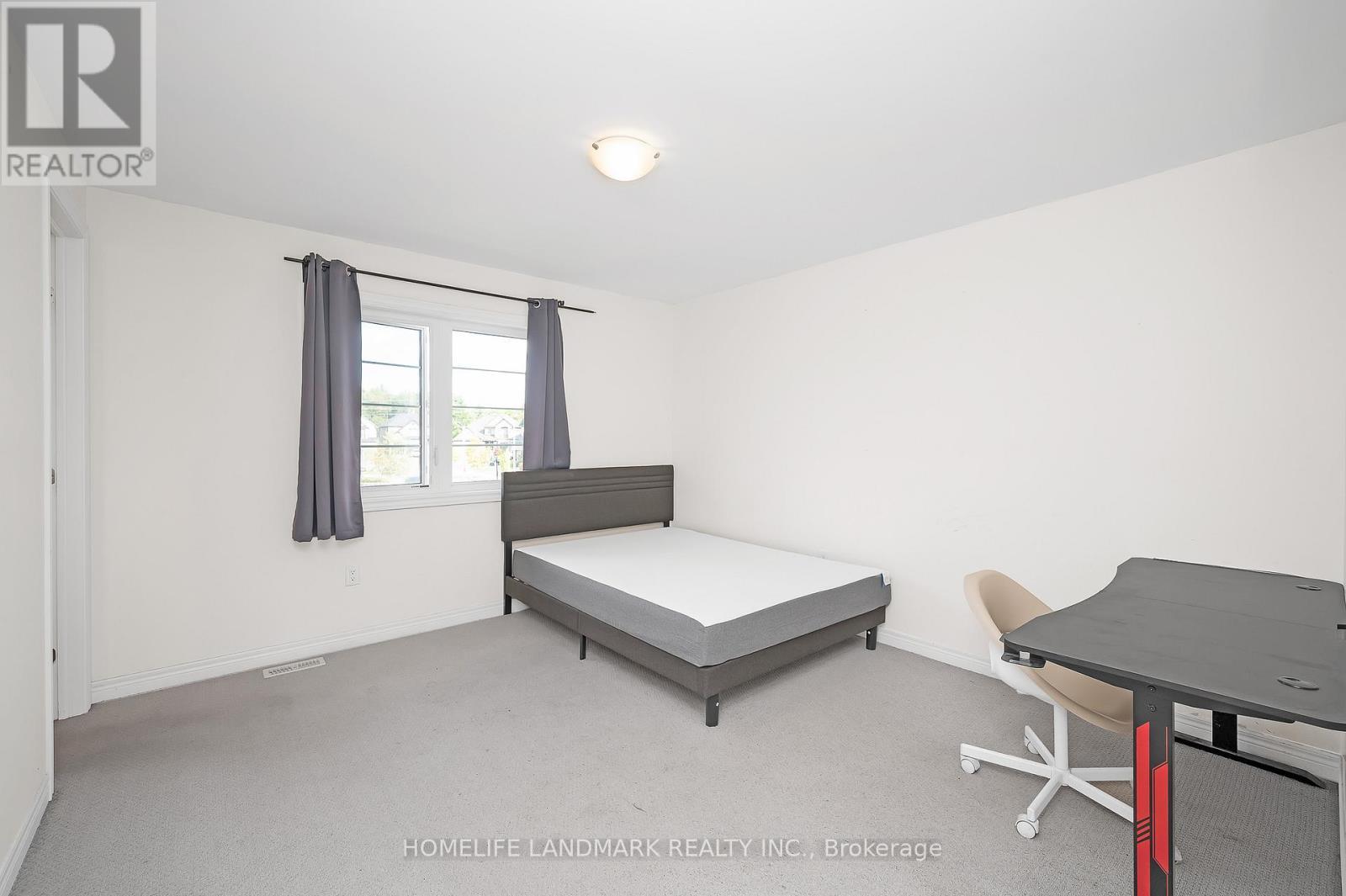 8 Dougherty Court, Hamilton, ON - Indoor