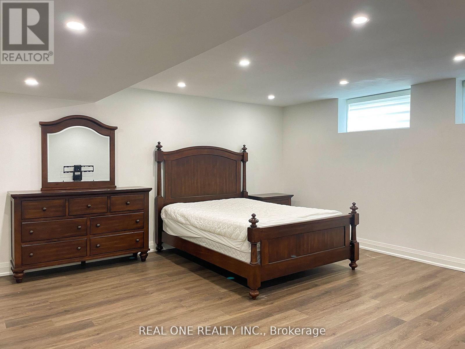 14833 Ninth Line, Whitchurch-Stouffville, ON - Indoor Photo Showing Bedroom