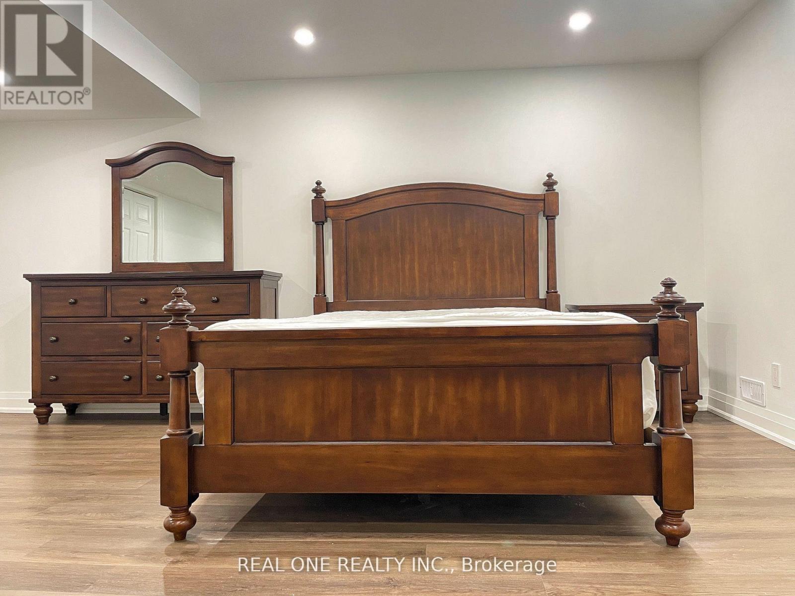 14833 Ninth Line, Whitchurch-Stouffville, ON - Indoor Photo Showing Bedroom