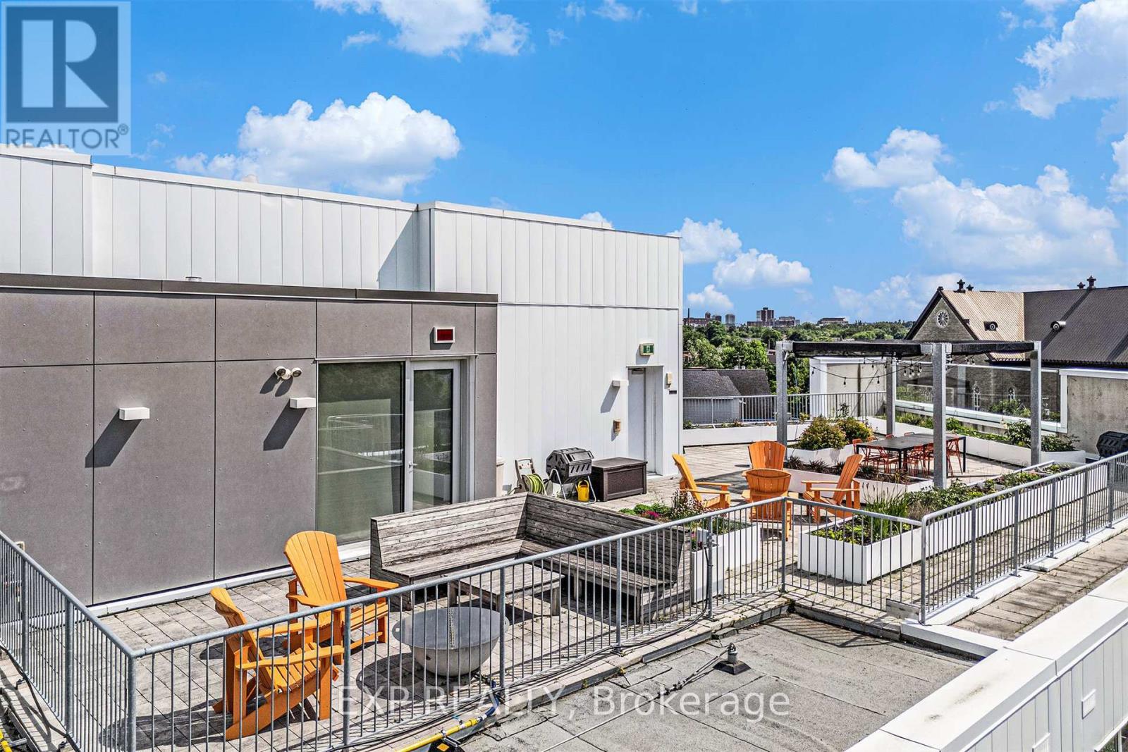 206 - 1000 Wellington Street W, Ottawa, ON - Outdoor With Exterior