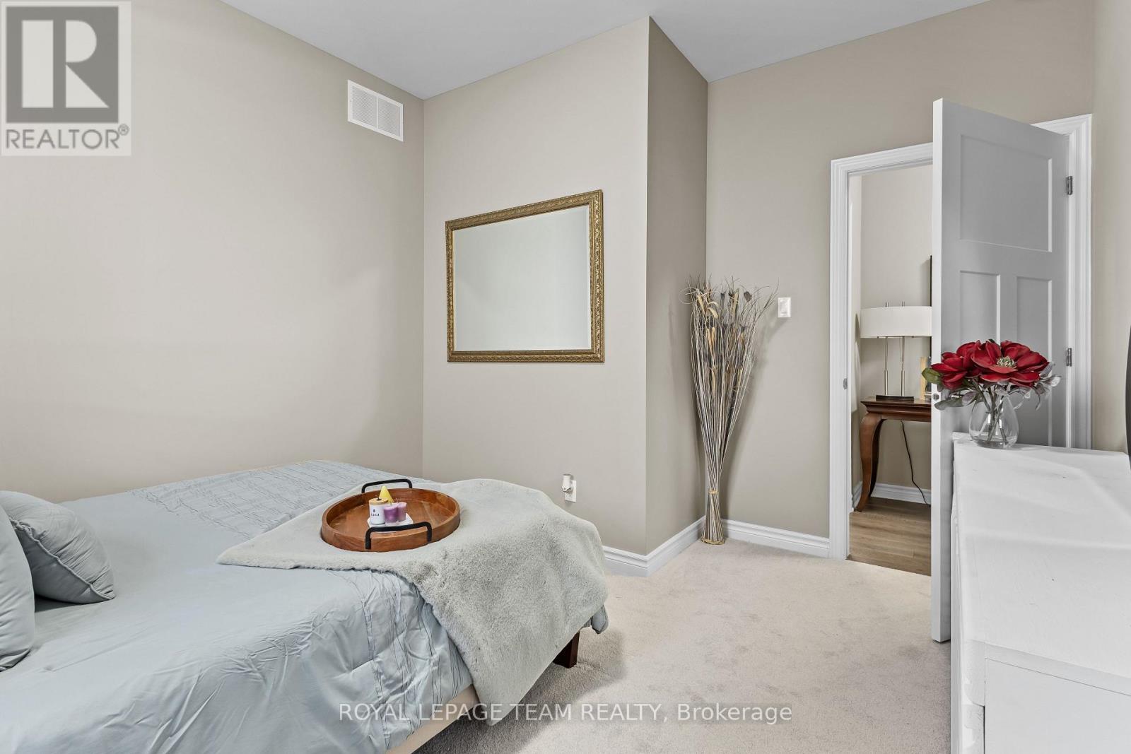 20 Seabert Drive, Arnprior, ON - Indoor Photo Showing Bedroom