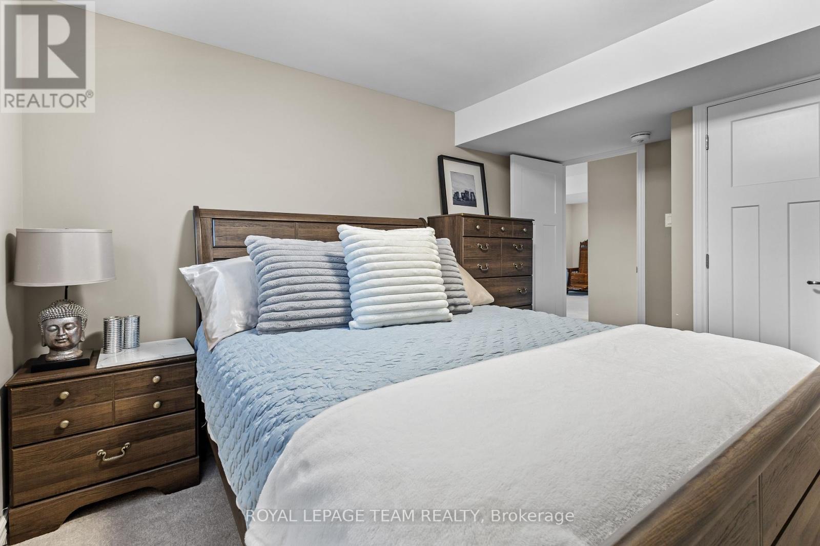 20 Seabert Drive, Arnprior, ON - Indoor Photo Showing Bedroom