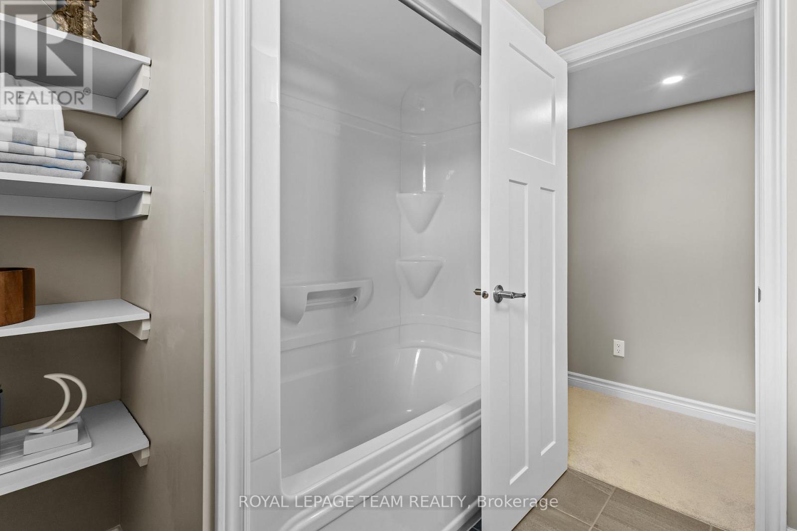 20 Seabert Drive, Arnprior, ON - Indoor Photo Showing Bathroom