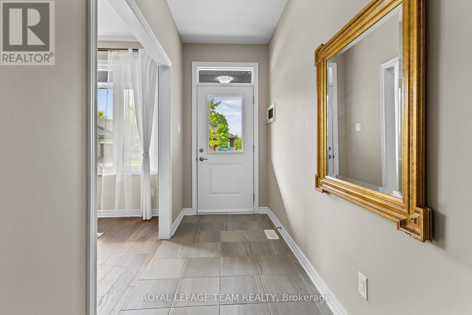 20 Seabert Drive, Arnprior, ON - Indoor Photo Showing Other Room