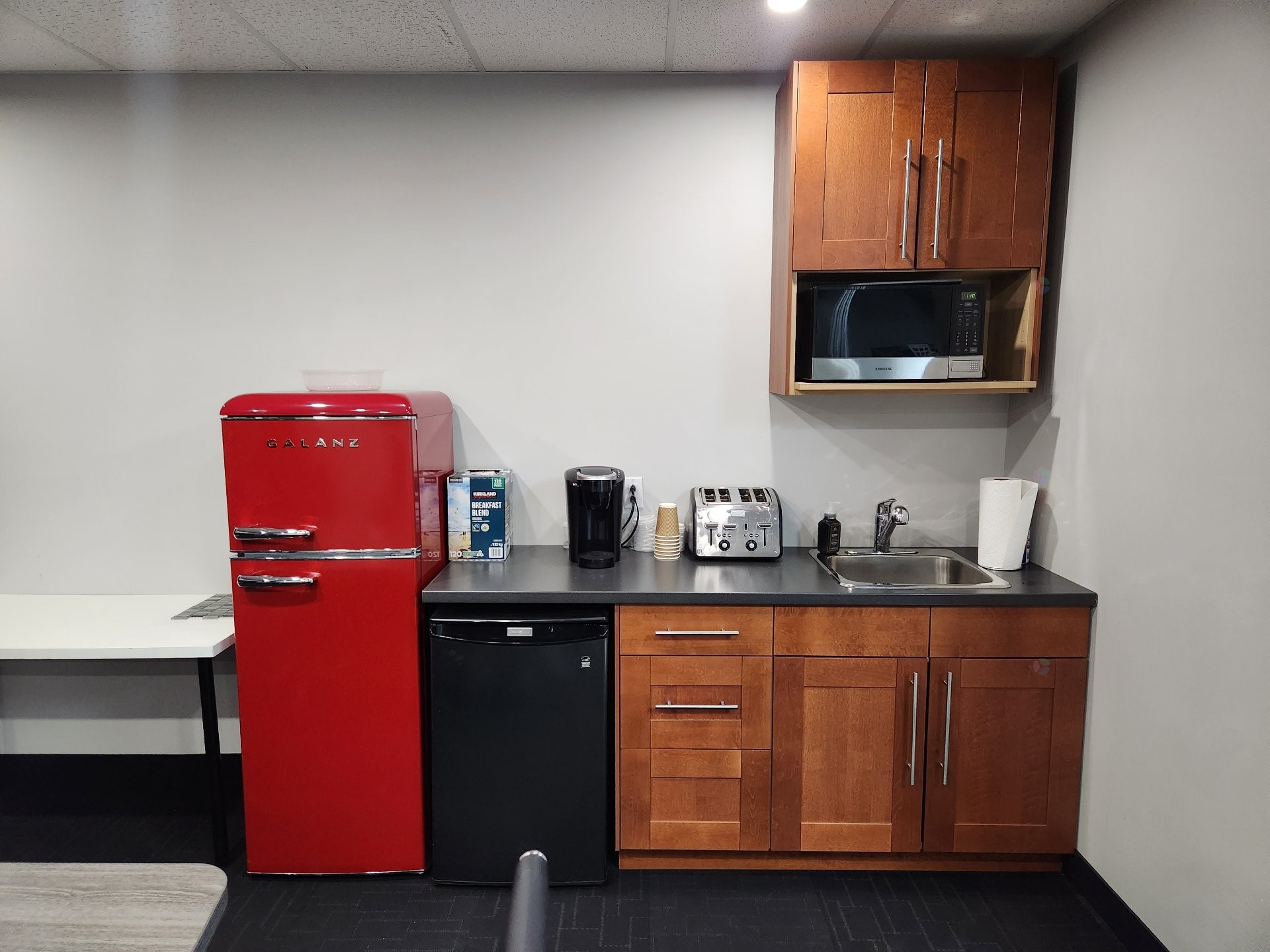 Cuisine - 2300A Ch. St-François, Dorval, QC - Indoor