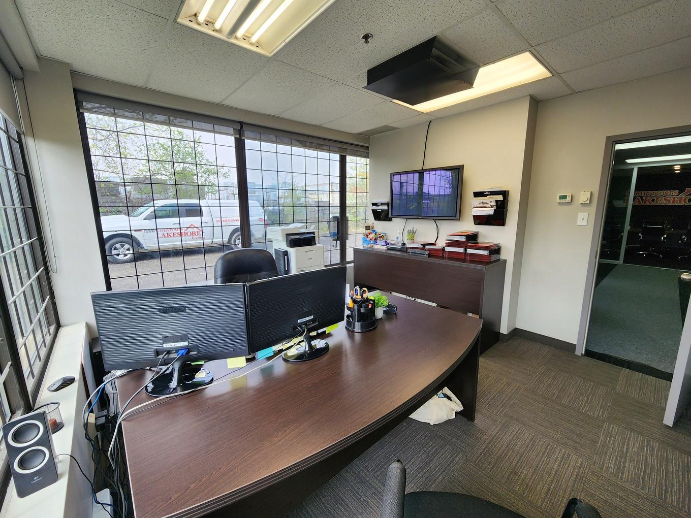 Bureau - 2300A Ch. St-François, Dorval, QC