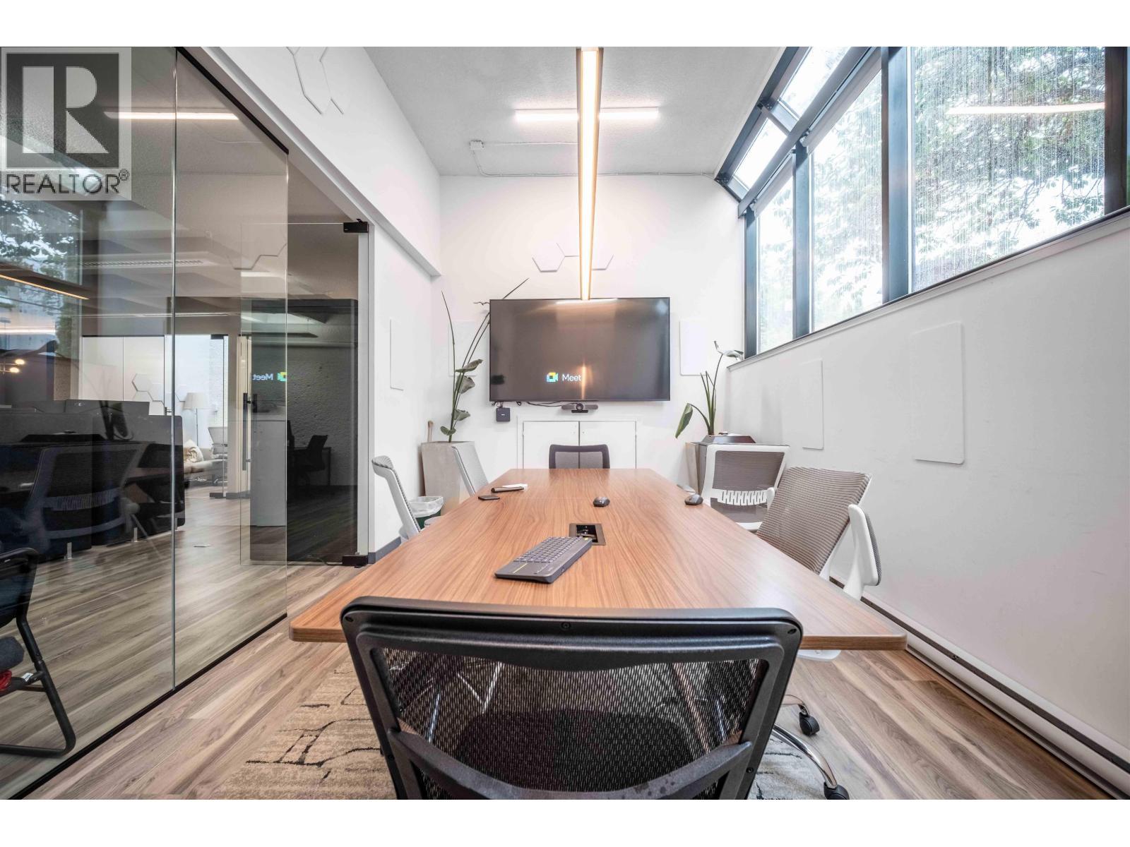 948 W 7Th Avenue, Vancouver, BC