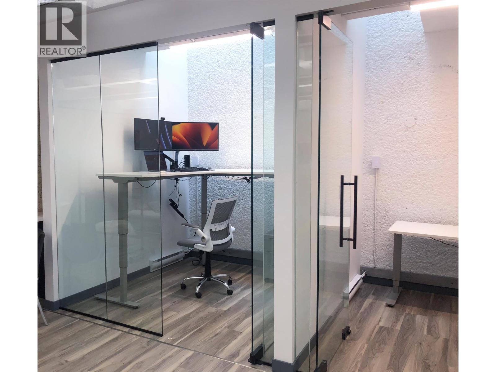 948 W 7Th Avenue, Vancouver, BC