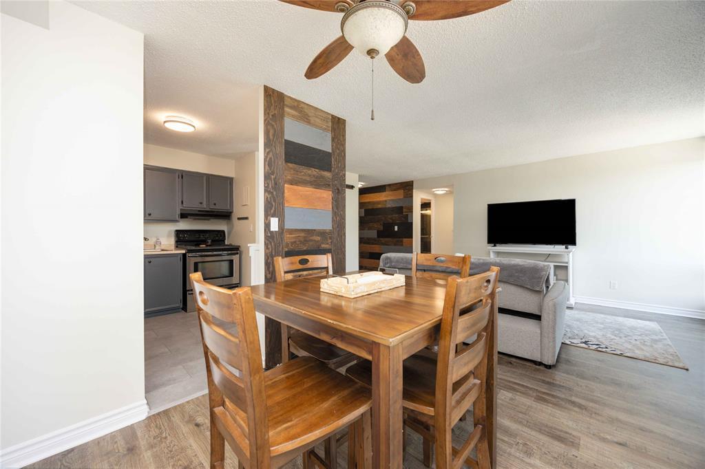 909-155 Front Street North, Sarnia, ON