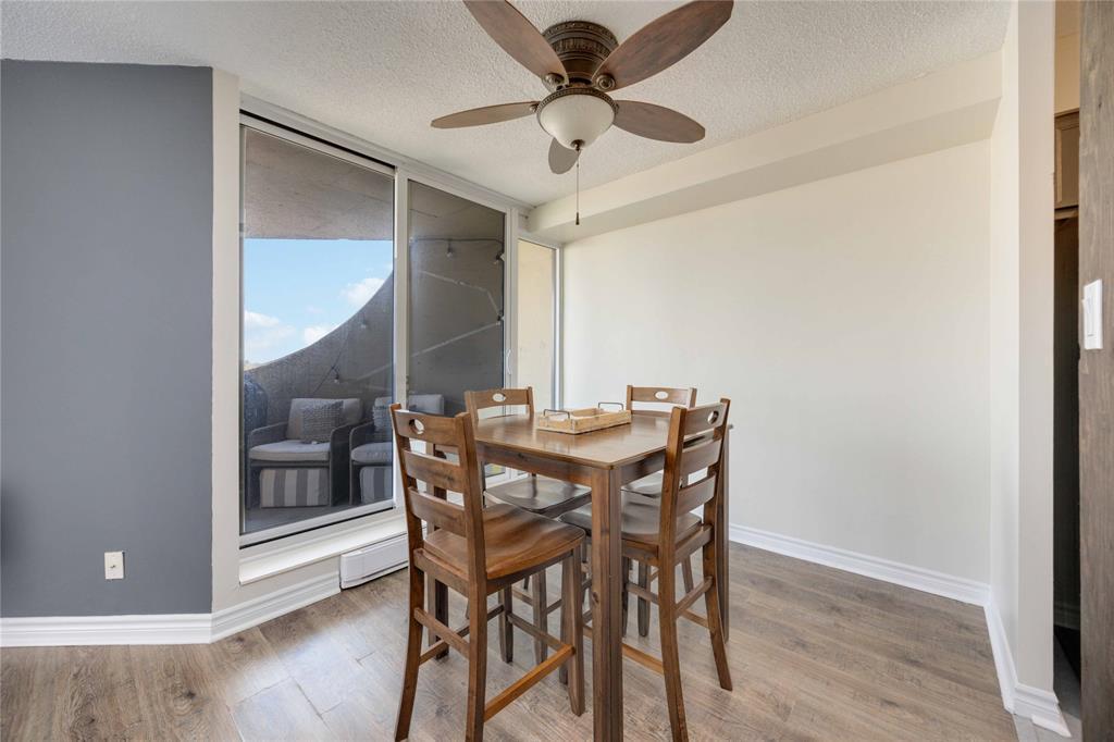 909-155 Front Street North, Sarnia, ON