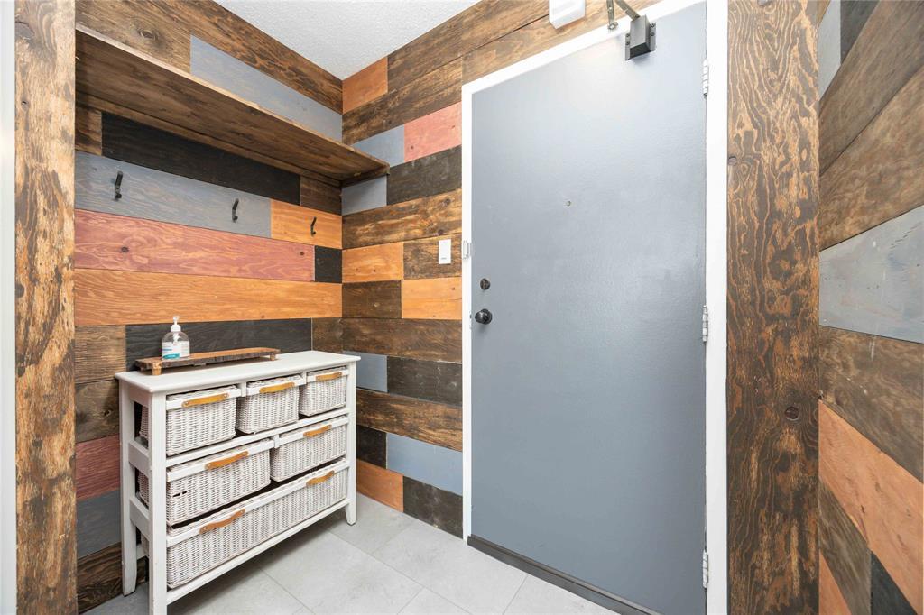 909-155 Front Street North, Sarnia, ON