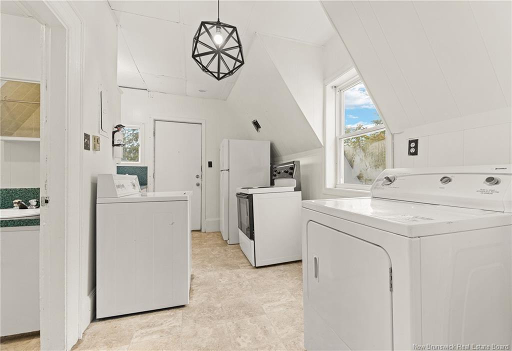 97-97 1/2 Cameron St, Moncton, NB