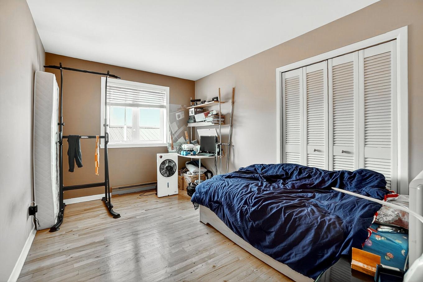 Dwelling - 766 - 768 Boul. De L'Industrie, Saint-Paul, QC - Indoor Photo Showing Bedroom