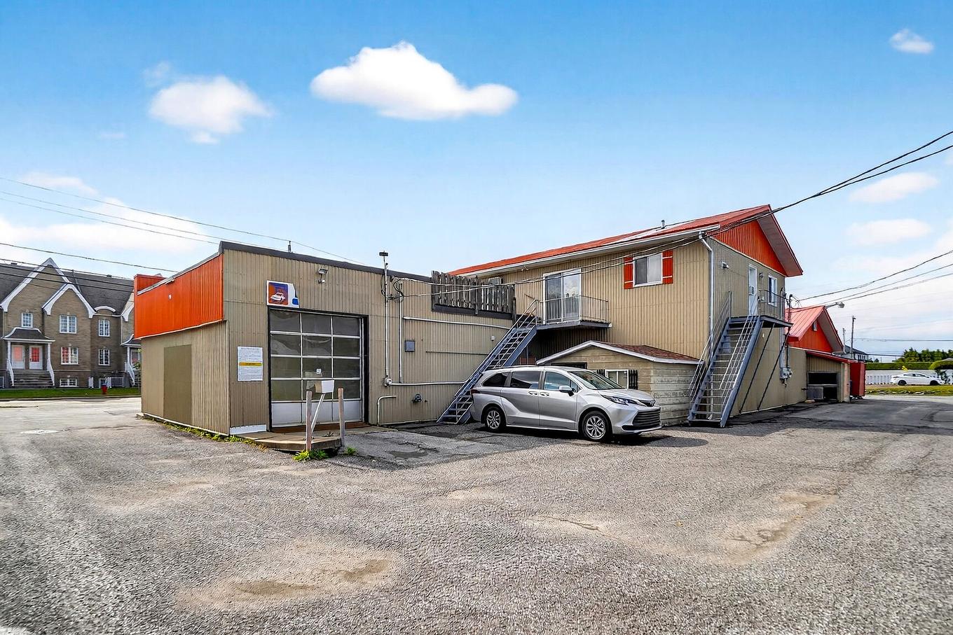 Back facade - 766 - 768 Boul. De L'Industrie, Saint-Paul, QC - Outdoor