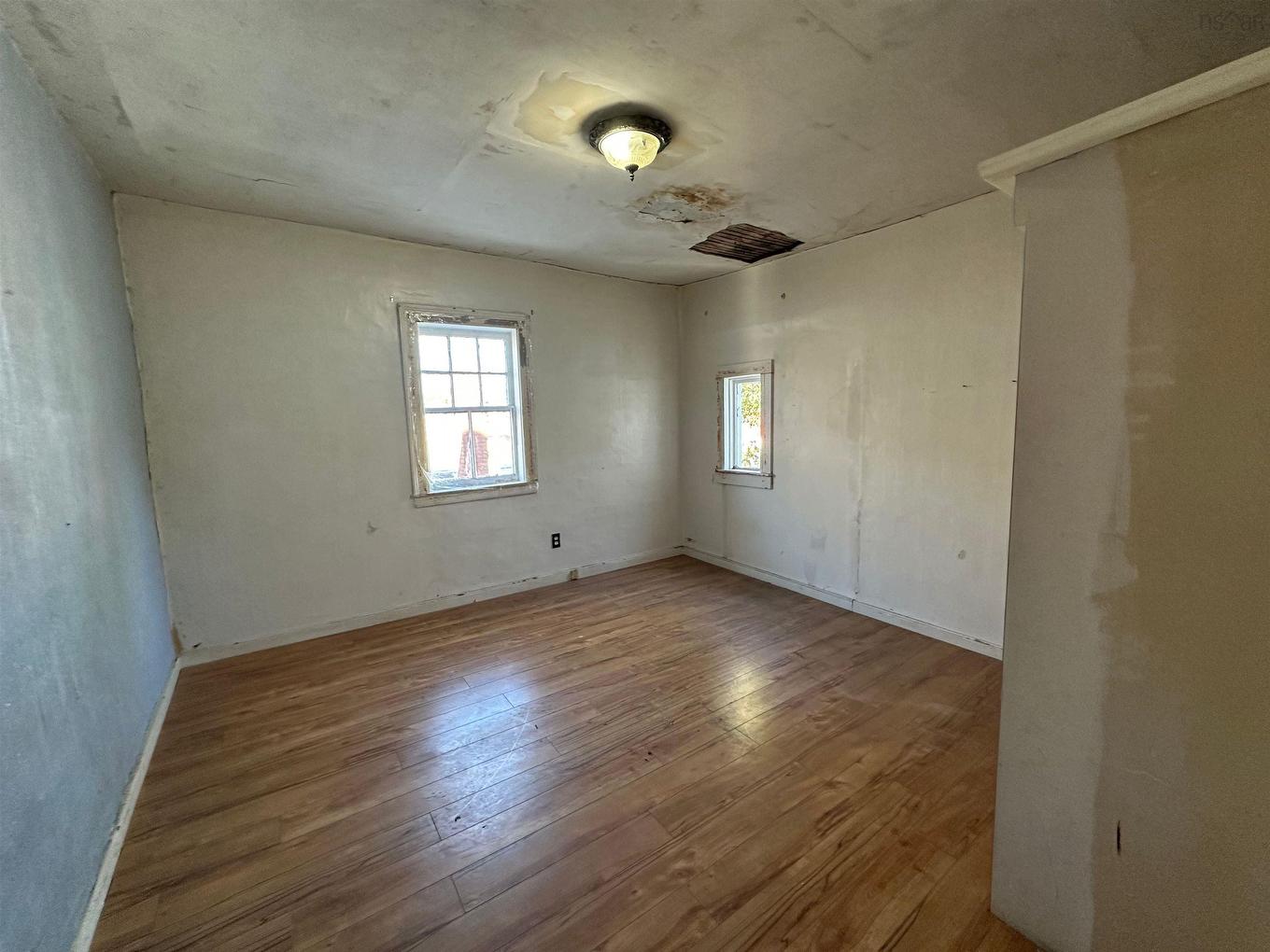 11 Kirk Street, Yarmouth, NS