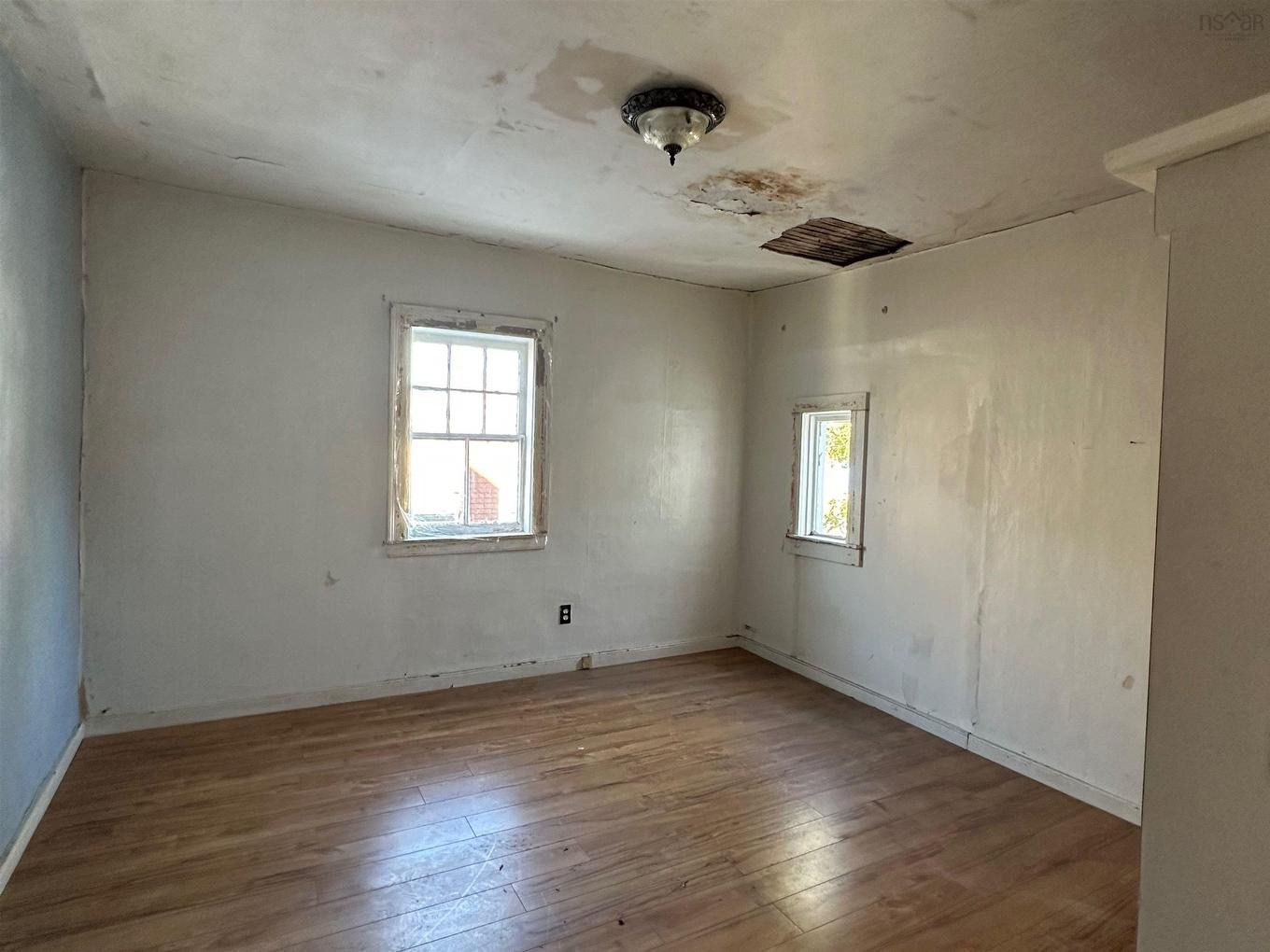 11 Kirk Street, Yarmouth, NS