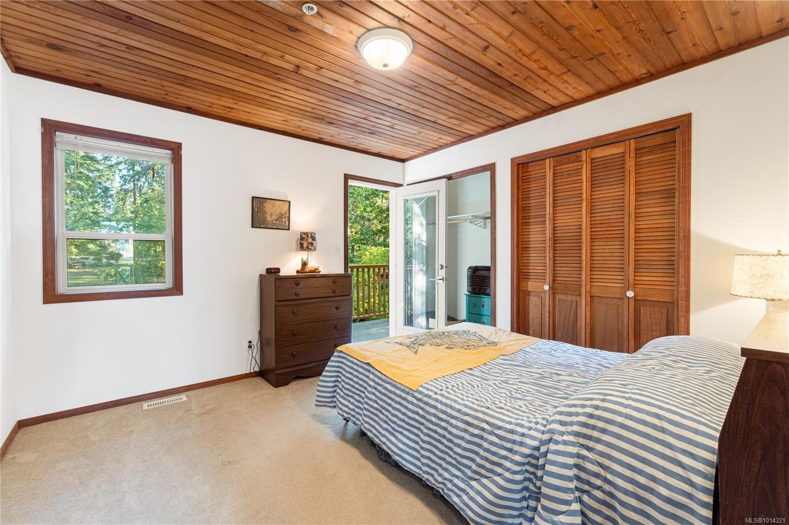 4 Pirates Lane, Protection Island, BC