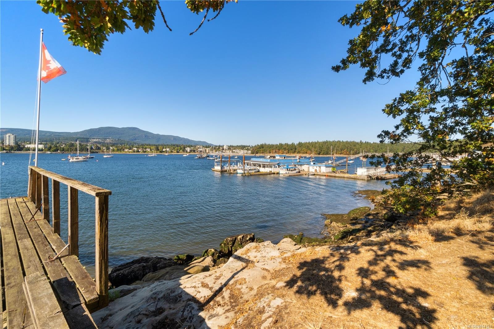 4 Pirates Lane, Protection Island, BC