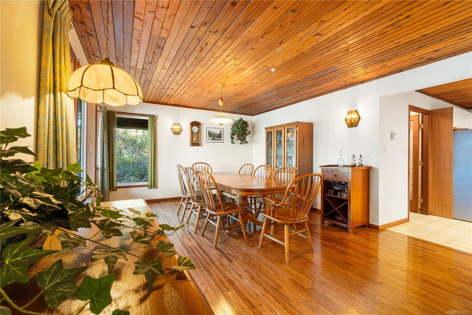 4 Pirates Lane, Protection Island, BC