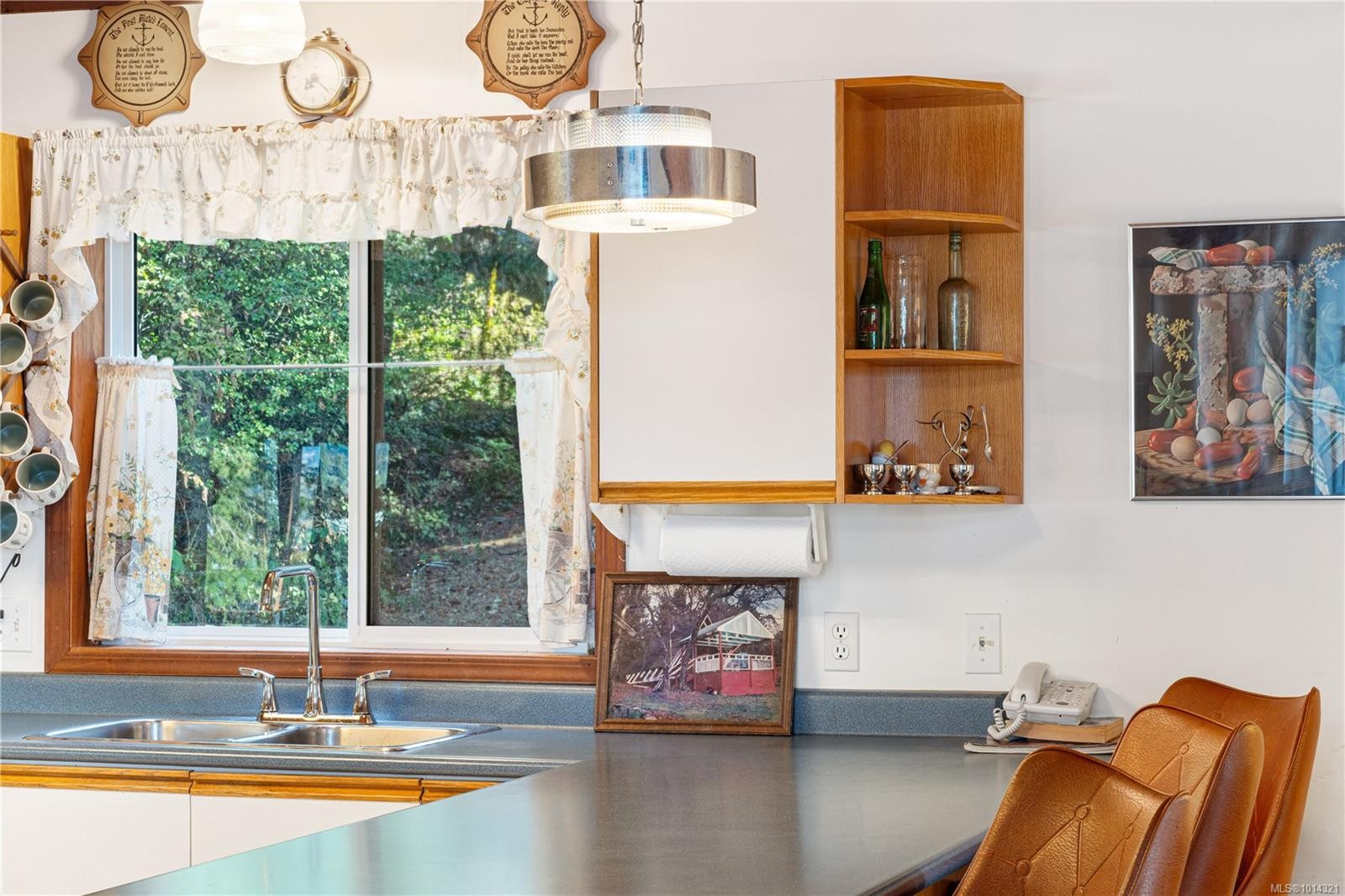 4 Pirates Lane, Protection Island, BC