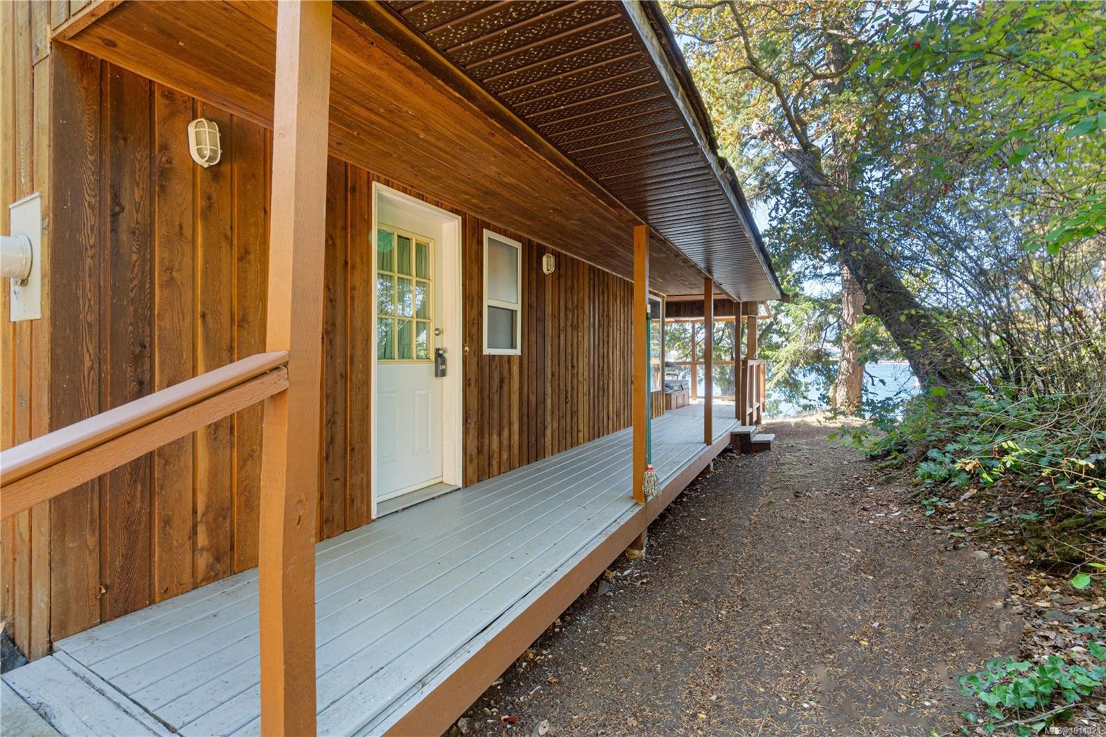 4 Pirates Lane, Protection Island, BC