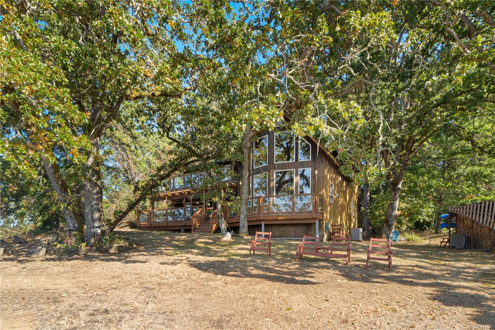 4 Pirates Lane, Protection Island, BC