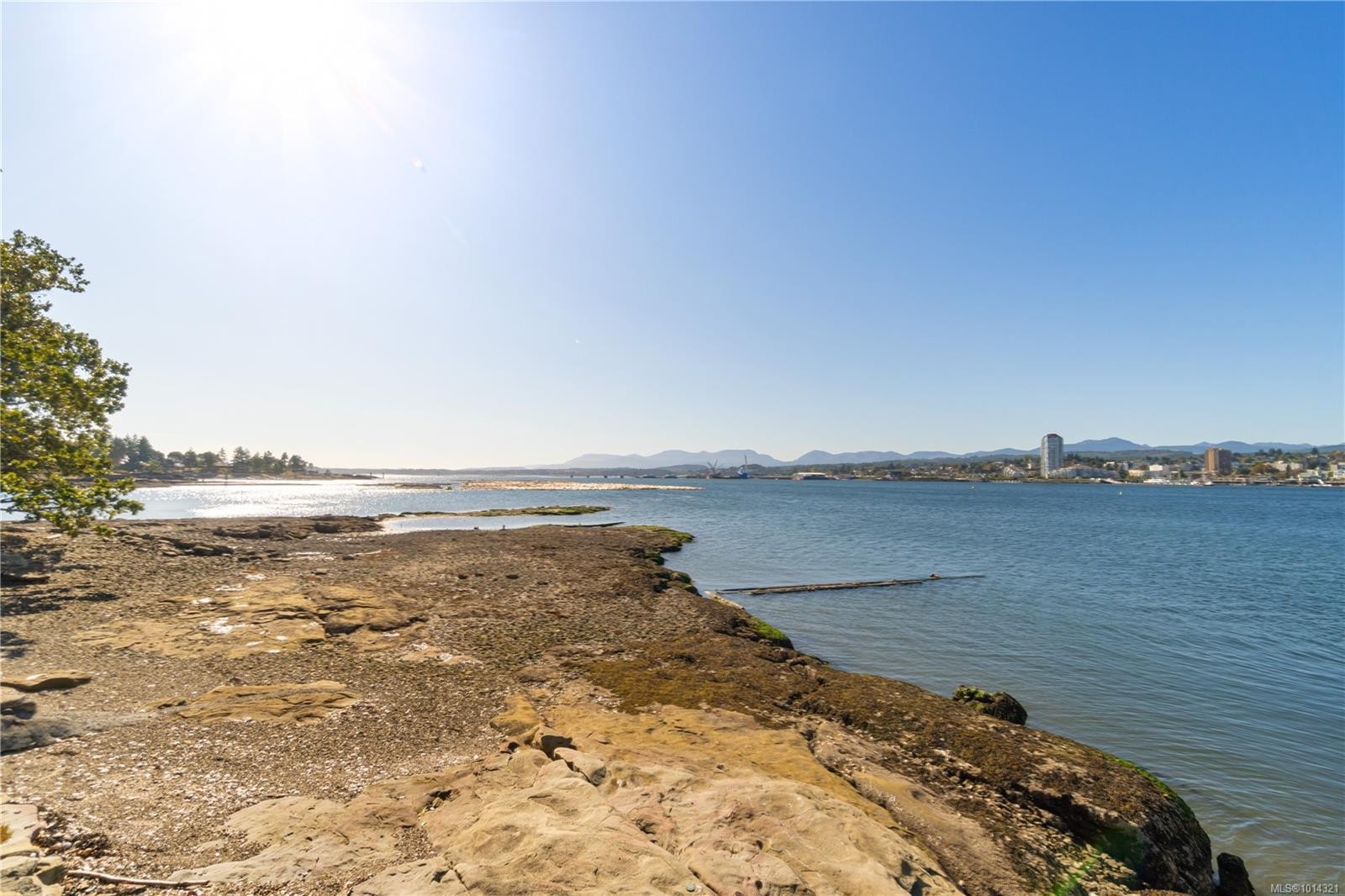 4 Pirates Lane, Protection Island, BC