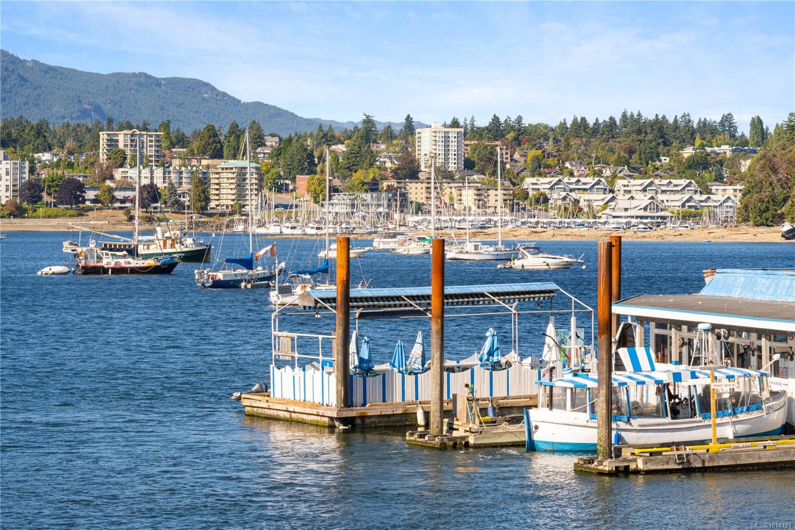 4 Pirates Lane, Protection Island, BC