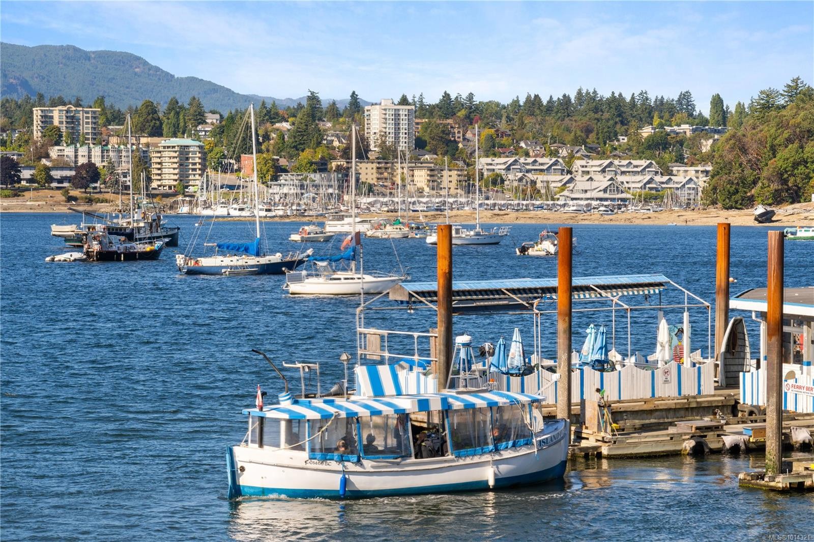 4 Pirates Lane, Protection Island, BC