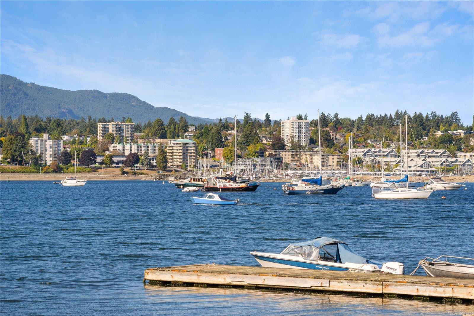 4 Pirates Lane, Protection Island, BC