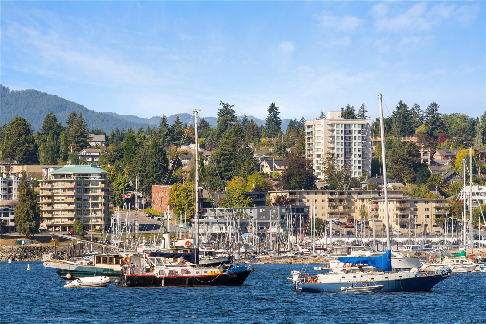 4 Pirates Lane, Protection Island, BC