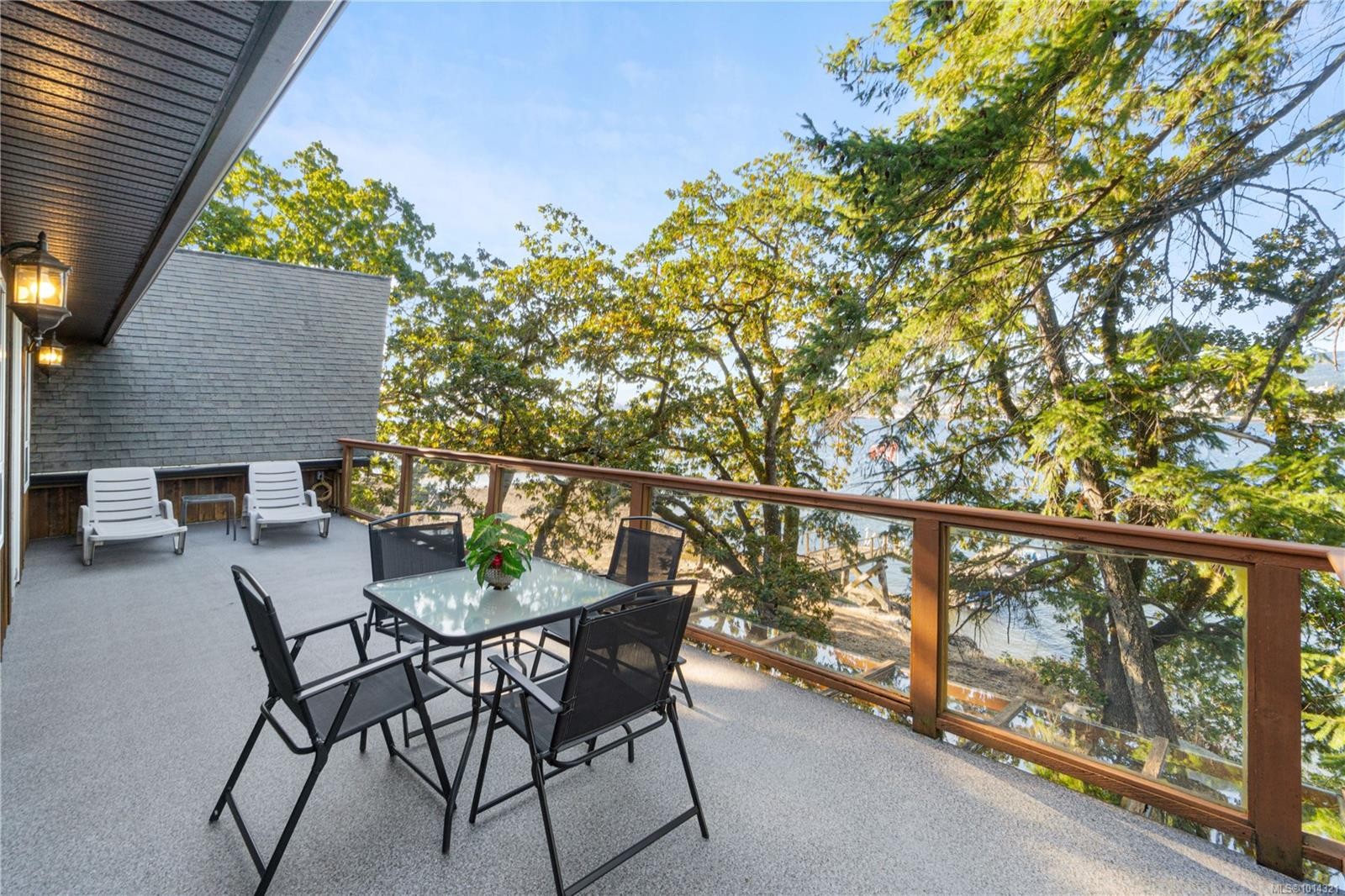 4 Pirates Lane, Protection Island, BC